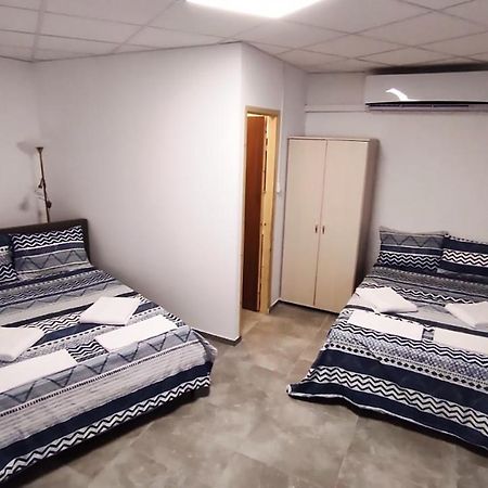 Guest House "Villa Klara Eilat" Heated Pool And Sauna All Year Round Екстериор снимка