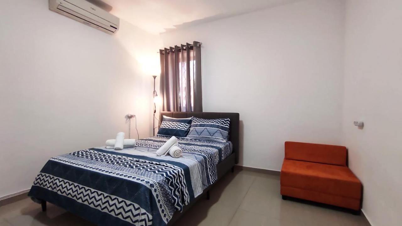 Guest House "Villa Klara Eilat" Heated Pool And Sauna All Year Round Екстериор снимка